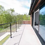 Oaktree - 3 Bedrooms - Sleeps 6 Frizington
