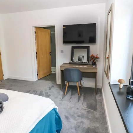 Oaktree - 3 Bedrooms - Sleeps 6 * Frizington