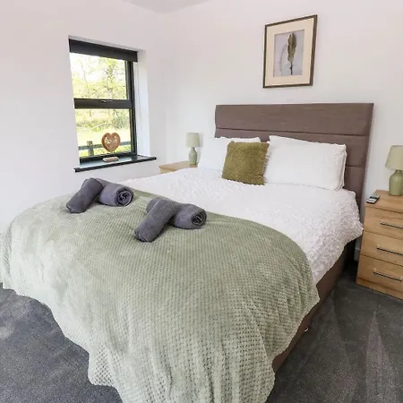 Oaktree - 3 Bedrooms - Sleeps 6 Дом отдыха *