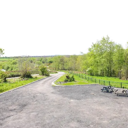 Oaktree - 3 Bedrooms - Sleeps 6 Frizington