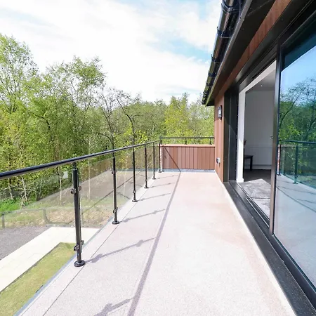 Oaktree - 3 Bedrooms - Sleeps 6 Frizington